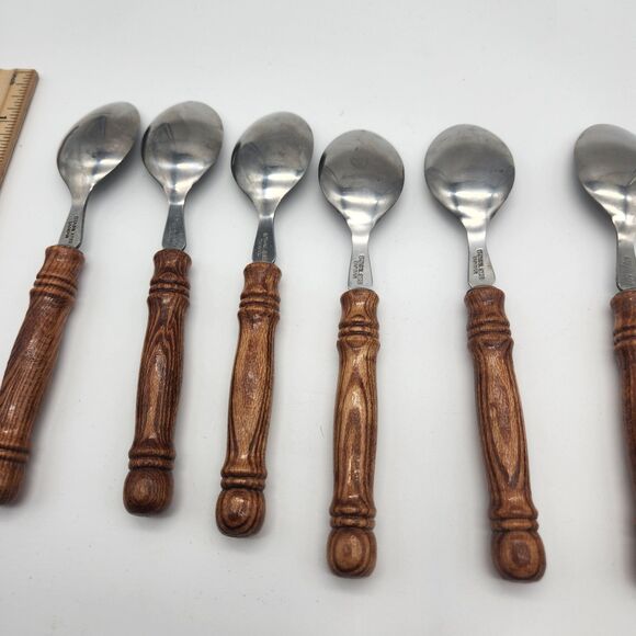 Vintage Set of 8 Wood Handle Stainless Spoons Made Taiwan Mid Century Cottage - Picture 6 of 11